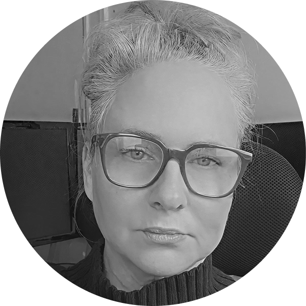 Isams-Steering-Committee-Profile-DeniseLuckhurst